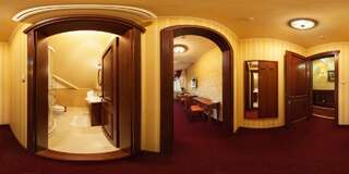 Отель Hotel Elefant Ужгород Двухместный номер с 2 отдельными кроватями и душем-2